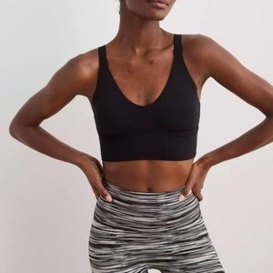 Aerie Real Me Twist Back Sports Bra